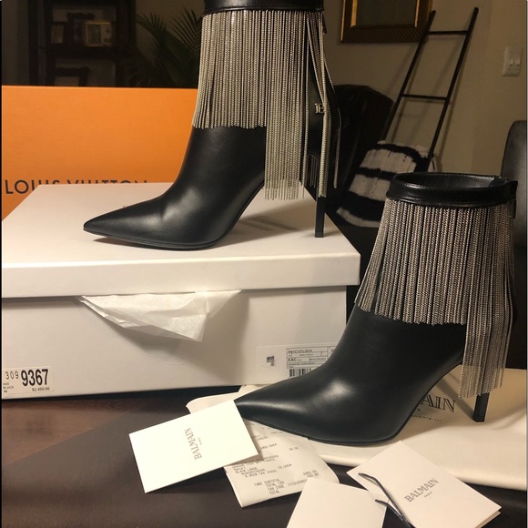 SOLD! Authentic Balmain Leather Booties - Picture 3 of 8
